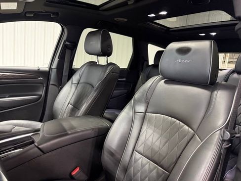 Used 2023 Buick Enclave Avenir w/ Trailering Package, 5000 lbs. image 11