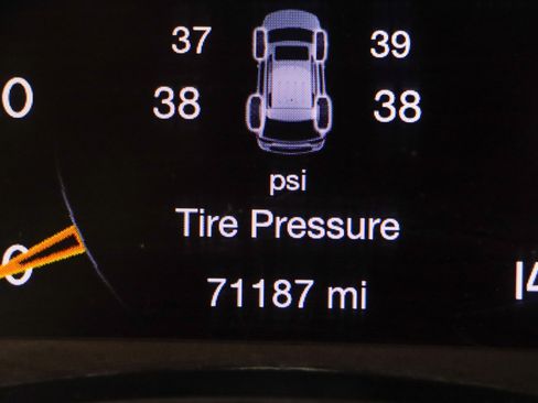 Used 2022 Jeep Grand Cherokee Limited image 16