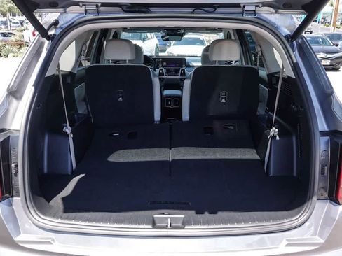 Certified 2023 Kia Sorento SX Prestige AWD/4WD image 26
