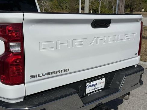 Used 2025 Chevrolet Silverado 2500 LT w/ Convenience Package image 11