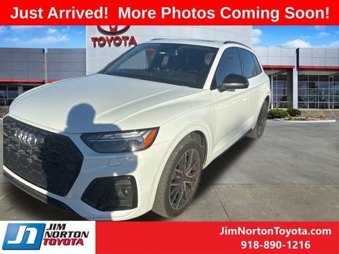 Used 2021 Audi SQ5 Prestige w/ Prestige Package image 1