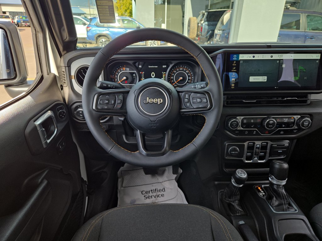 Used 2024 Jeep Gladiator Sport AWD/4WD image 18