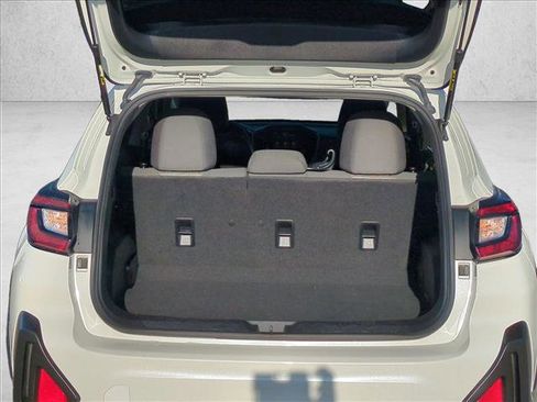 Used 2024 Subaru Crosstrek 2.0i Premium image 6