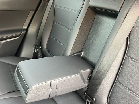 New 2026 Mercedes-Benz GLC 300 4MATIC image 41