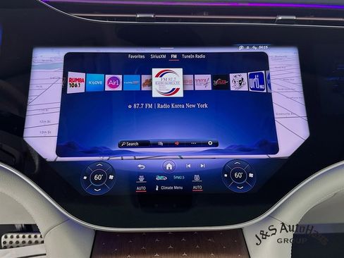 Used 2024 Mercedes-Benz EQE AMG 4MATIC SUV image 17