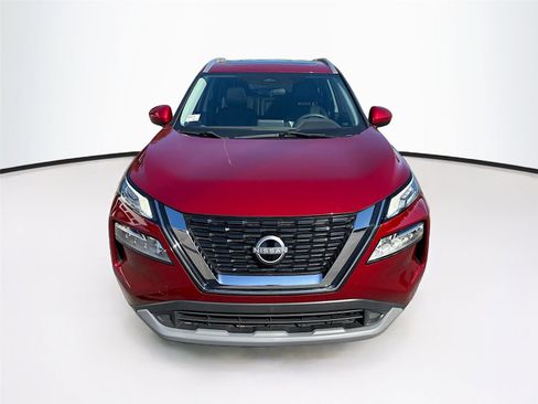 Used 2023 Nissan Rogue SV w/ SV Premium B Package image 6