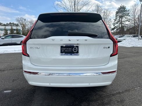 Certified 2025 Volvo XC90 B6 Plus image 7