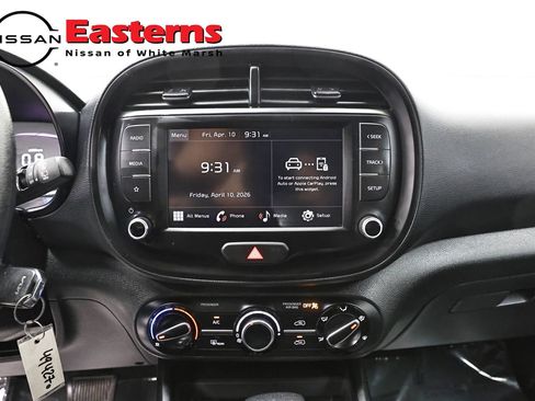 Used 2024 Kia Soul LX w/ Option Group 015 FWD image 12