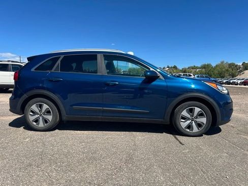Used 2019 Kia Niro LX FWD image 7