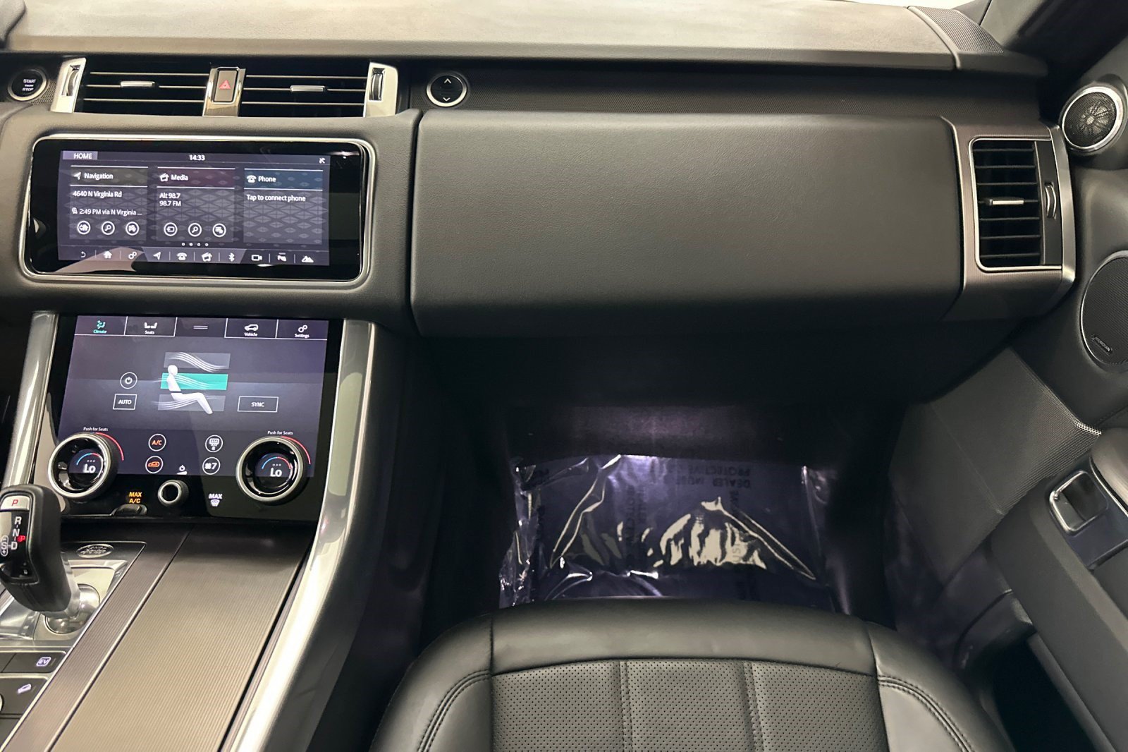 Used 2020 Land Rover Range Rover Sport HSE AWD/4WD image 33