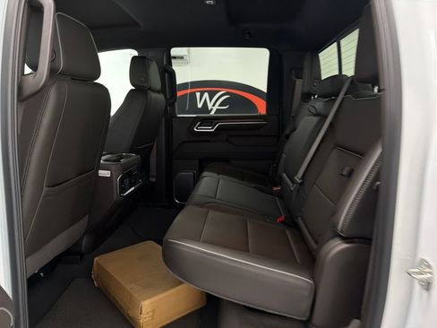 New 2026 GMC Sierra 2500 Denali AWD/4WD image 13