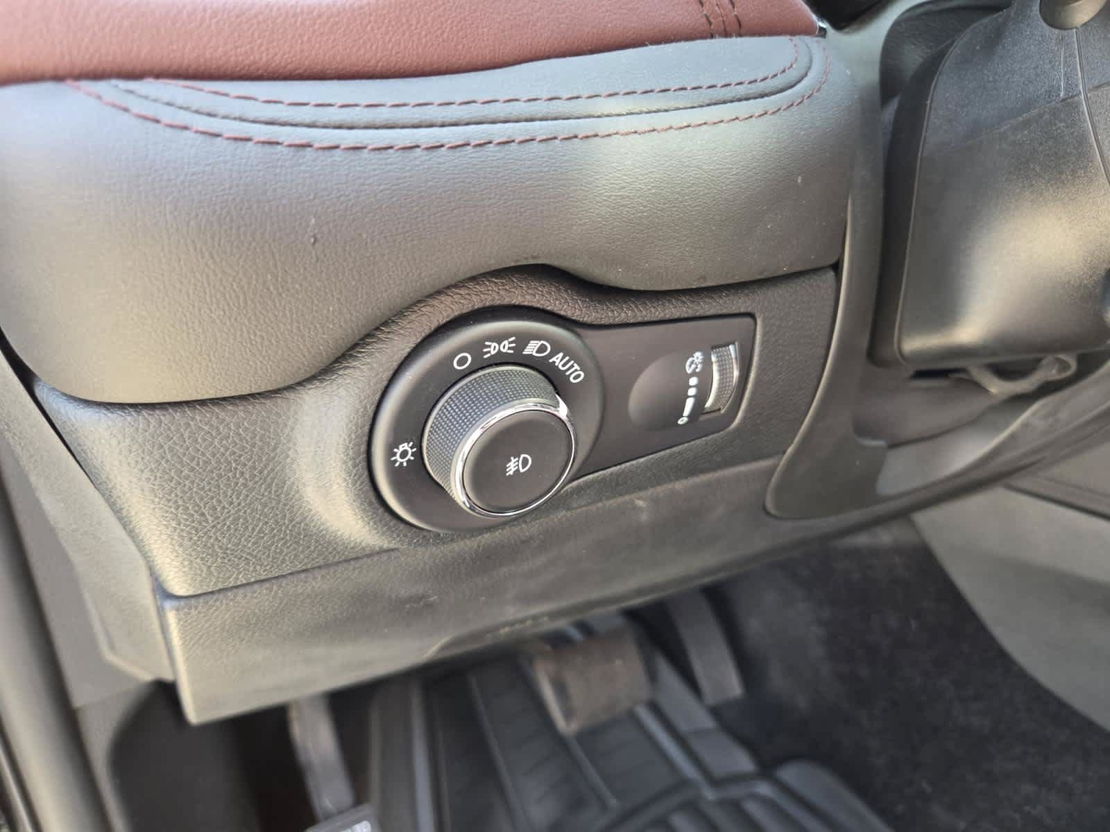 Used 2022 Dodge Durango Citadel RWD image 18