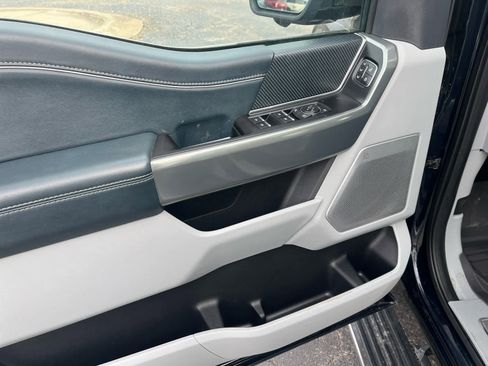 Used 2022 Ford F150 Limited image 28