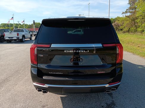 New 2026 GMC Yukon Denali AWD/4WD image 4