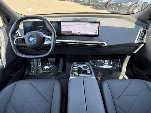 Used 2025 BMW iX xDrive50 w/ Sport Package image 29