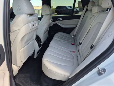 Used 2021 BMW X5 xDrive40i w/ Premium Package 3 AWD/4WD image 10