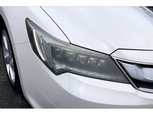 Used 2017 Acura ILX w/ Premium Package FWD image 29