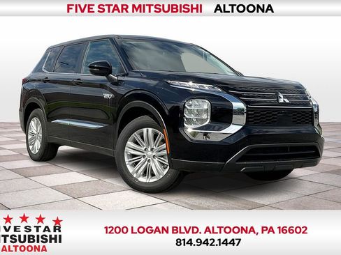 New 2025 Mitsubishi Outlander ES image 1