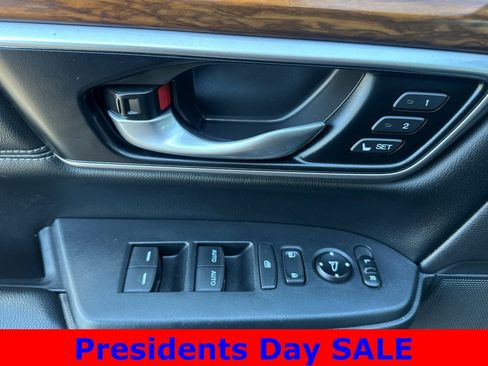 Used 2022 Honda CR-V EX-L image 11
