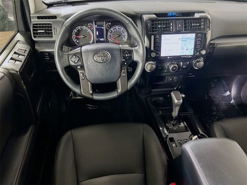 Certified 2024 Toyota 4Runner TRD Off-Road Premium image 20