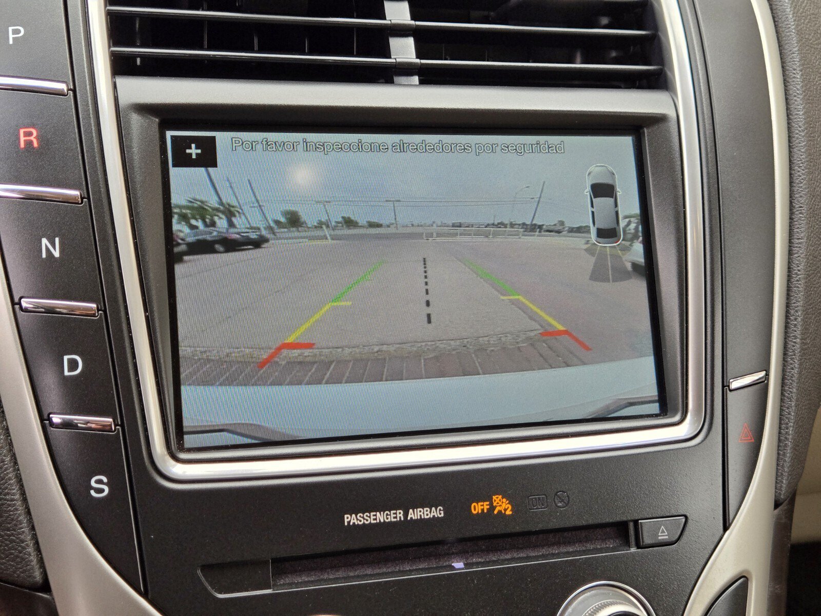 Used 2017 Lincoln MKX Select w/ Select Plus Package FWD image 18
