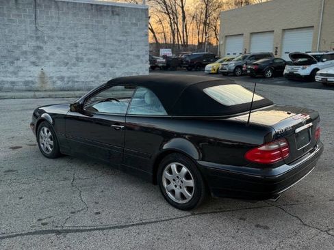 Used 2003 Mercedes-Benz CLK 320 Cabriolet image 5