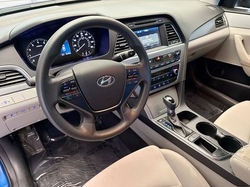 Used 2016 Hyundai Sonata SE image 7