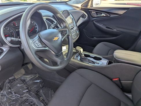 Used 2023 Chevrolet Malibu LT image 17