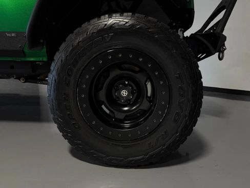 Used 2016 Jeep Wrangler Unlimited Sport w/ Quick Order Package 23S AWD/4WD image 9