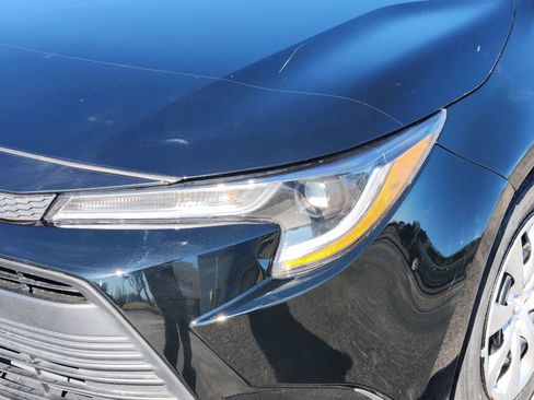 Used 2024 Toyota Corolla LE image 11