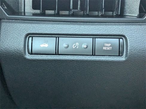 Used 2024 Nissan Altima 2.5 SR image 21