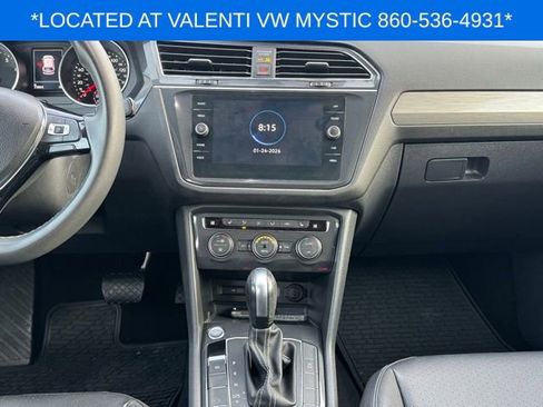 Certified 2021 Volkswagen Tiguan SE w/ Panoramic Sunroof Package image 15