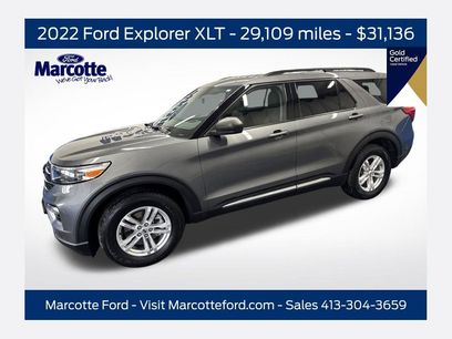 Certified 2022 Ford Explorer XLT w/ Equipment Group 202A