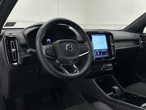 Used 2023 Volvo C40 P8 Recharge Ultimate w/ Protection Package Premier AWD/4WD image 9