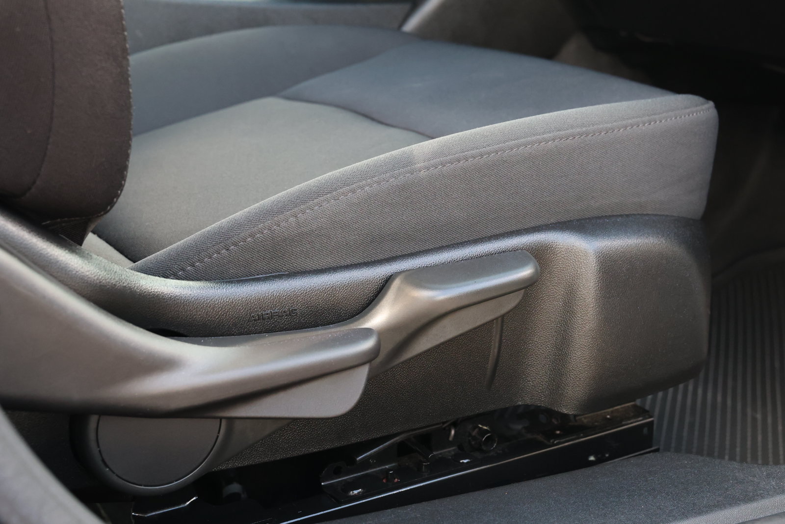 Used 2025 Chevrolet Malibu LT FWD image 30