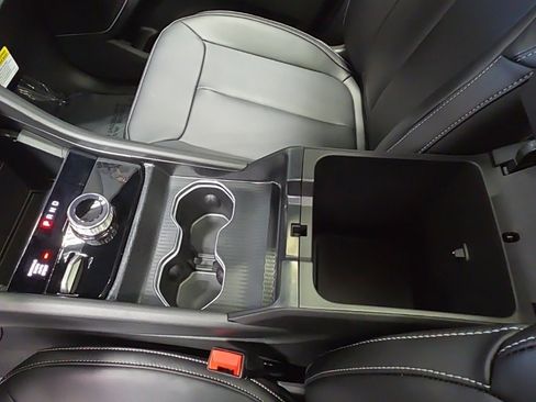 New 2026 Jeep Grand Cherokee Limited w/ Limited Altitude Package image 28