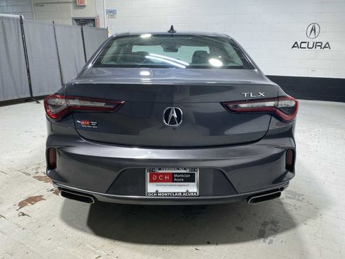 Used 2023 Acura TLX FWD image 5