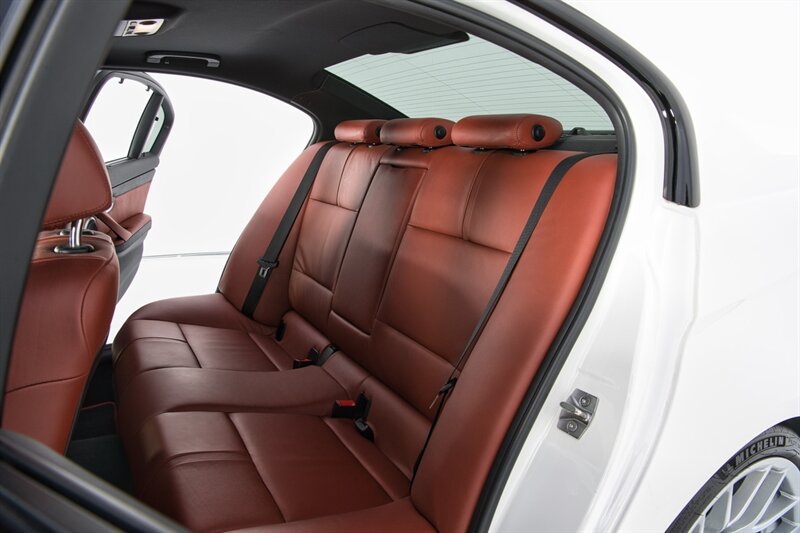 Used 2011 BMW M3 Sedan RWD image 41