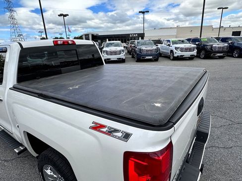 Used 2017 Chevrolet Silverado 1500 LTZ Z71 w/ LTZ Plus Package AWD/4WD image 41