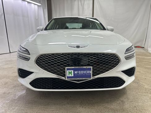 Used 2026 Genesis G70 2.5T image 8