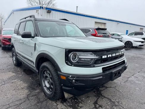 Used 2024 Ford Bronco Sport Outer Banks image 8