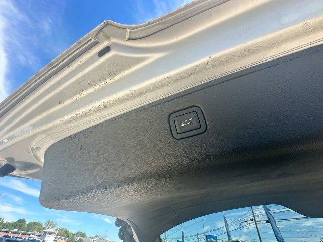 Used 2019 Chevrolet Blazer LT FWD image 45
