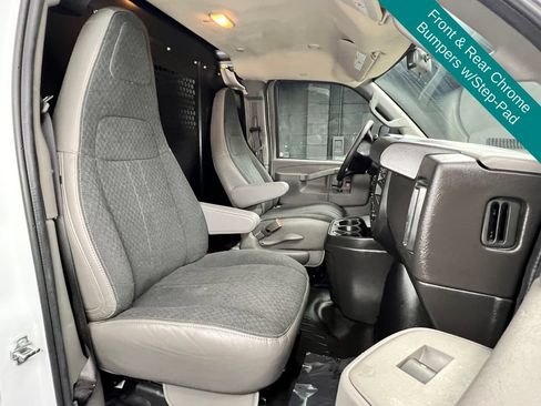 Used 2025 Chevrolet Express 2500 w/ Driver Convenience Package RWD image 7