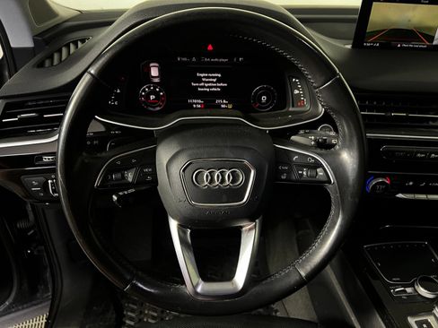 Used 2017 Audi Q7 3.0T Prestige w/ Prestige Package AWD/4WD image 9