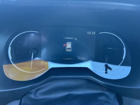 Used 2024 Toyota RAV4 XLE image 8