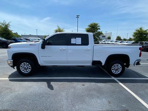 Used 2025 Chevrolet Silverado 2500 LT w/ All Star Edition AWD/4WD image 4