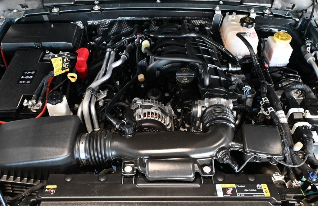 Used 2024 Jeep Gladiator Sport AWD/4WD image 22
