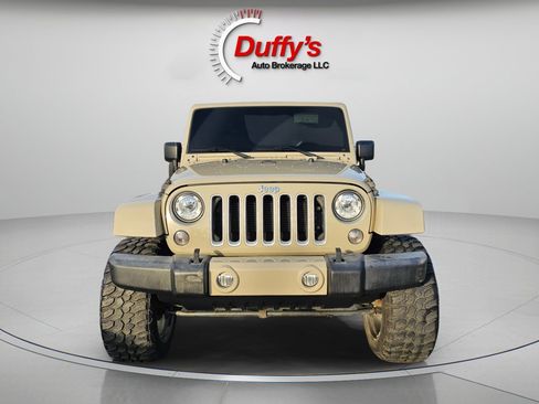 Used 2017 Jeep Wrangler Unlimited Sahara w/ Max Tow Package image 13