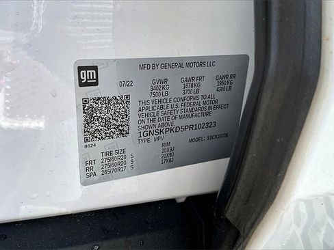 Used 2023 Chevrolet Tahoe Z71 w/ Luxury Package image 16