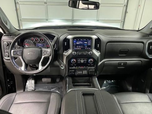 Used 2021 Chevrolet Silverado 1500 LT Trail Boss image 19